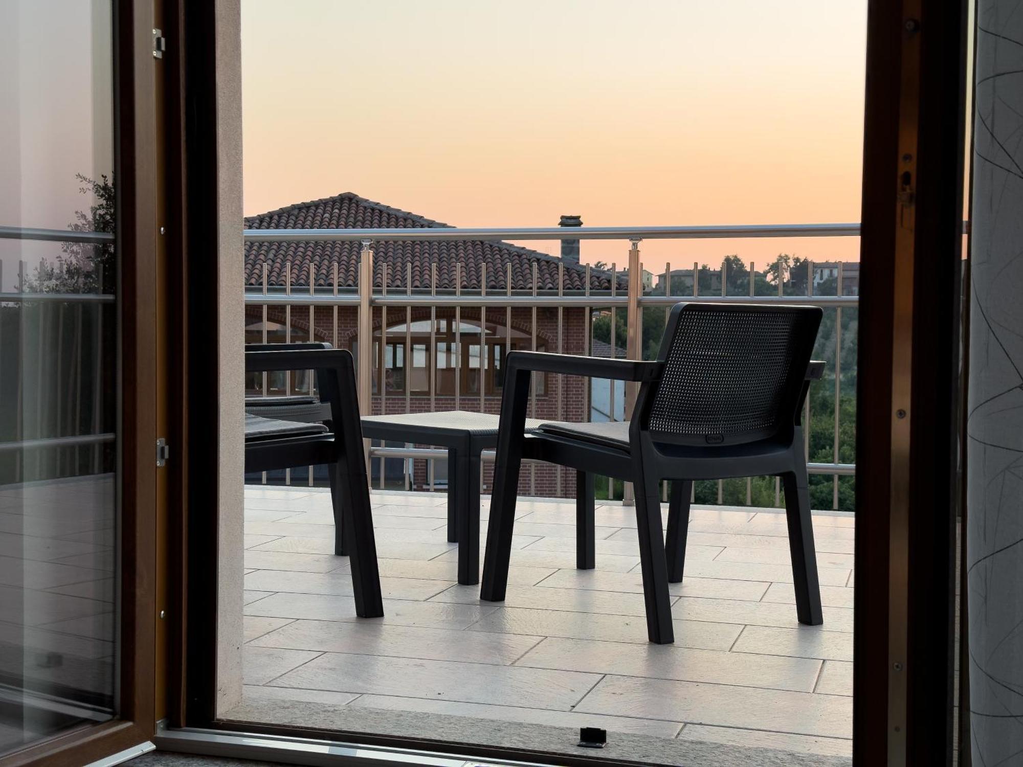 Roero Sunset Apartment Govone Exterior photo
